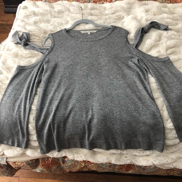 Rachel Roy cold shoulder top - Picture 2 of 4